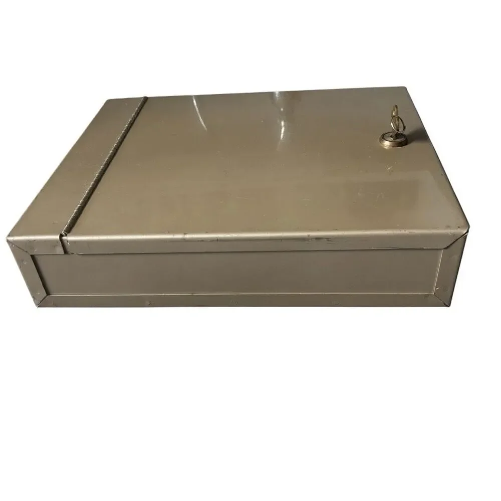 Vintage Heavy Duty Metal Lock Box Cash Document Security Safe Tan Beige 12x9.5